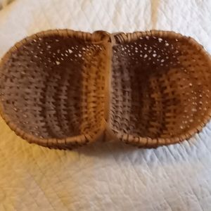 Fun littleVintage Egg basket